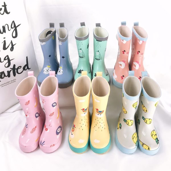 Zapatos de lluvia para niños, botas impermeables de tubo medio con patrón de dibujos animados 1